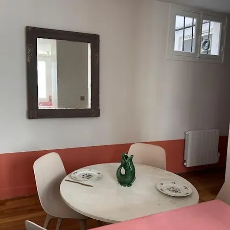 Un Fabuleux Decor Pour Un Chaleureux Apartment